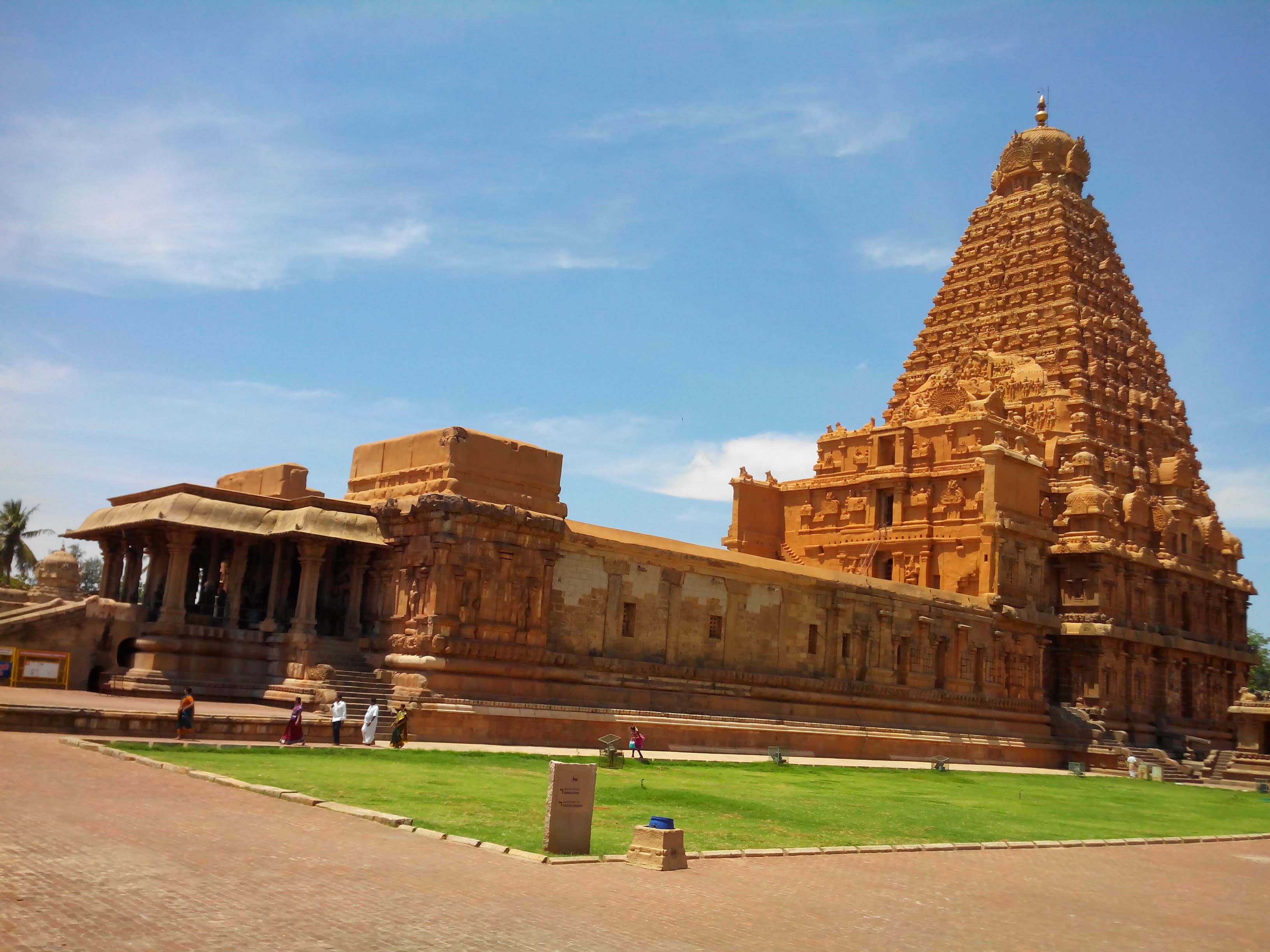 Temple & Heritage Trail (Chennai – Mahabalipuram – Pondicherry – Thanjavur – Madurai)
